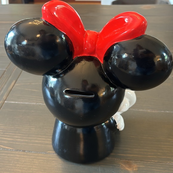 Minnie Mouse Piggy Bank FAB NY Walt Disney . Super cute!! - Picture 7 of 9